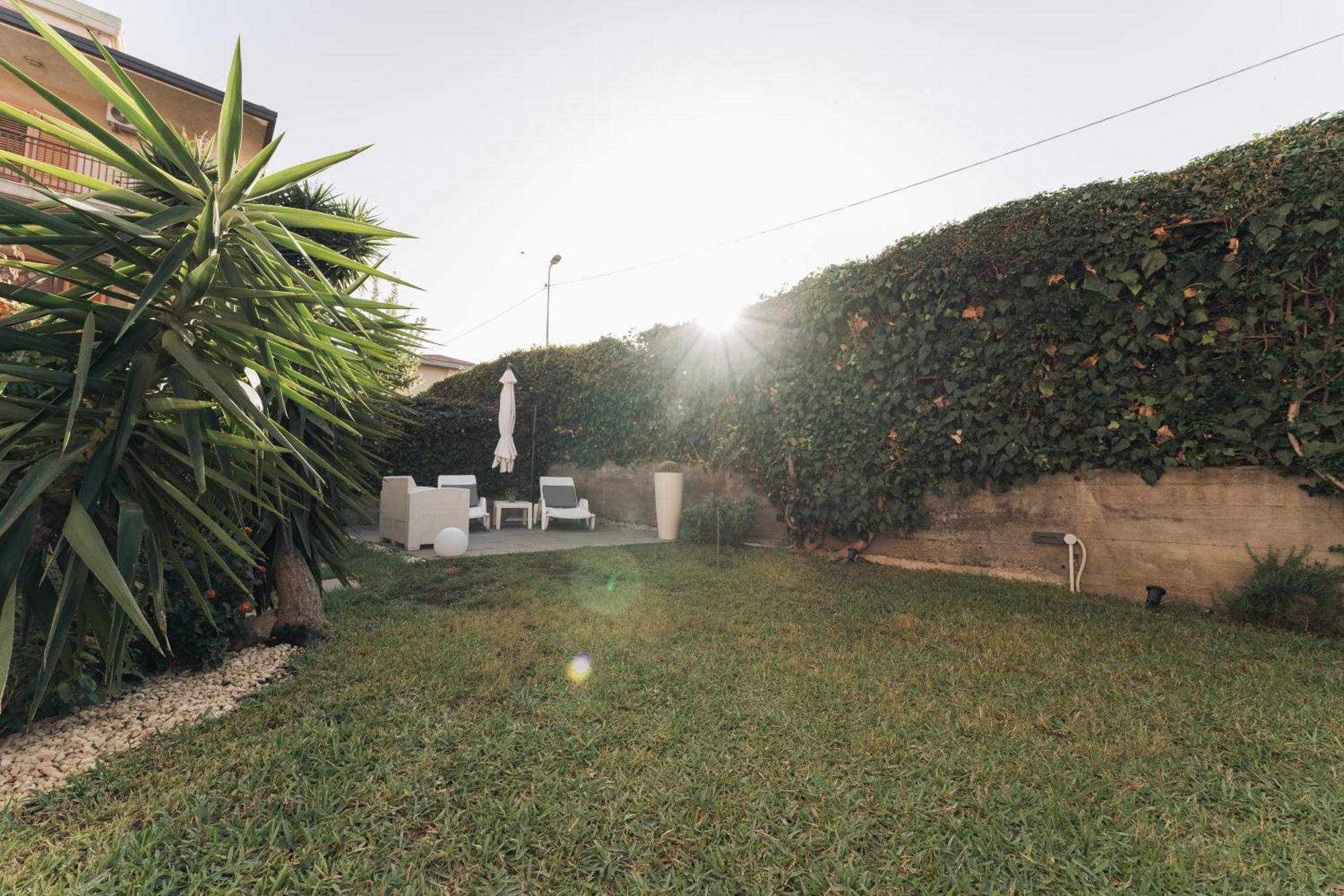 Grey'S Apartment Catania Exterior photo
